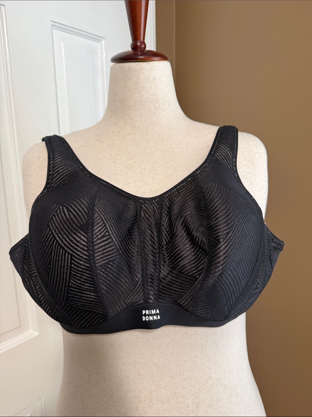 Prima Donna The Game Black Textured Full Support Bra